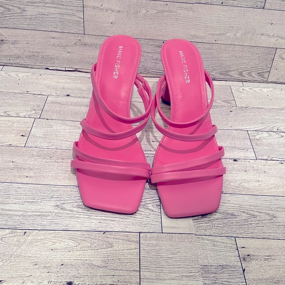 Marc Fisher Pink Kristin Strappy Sandals Women’s Size 8.5 New with Tags - Picture 1 of 5